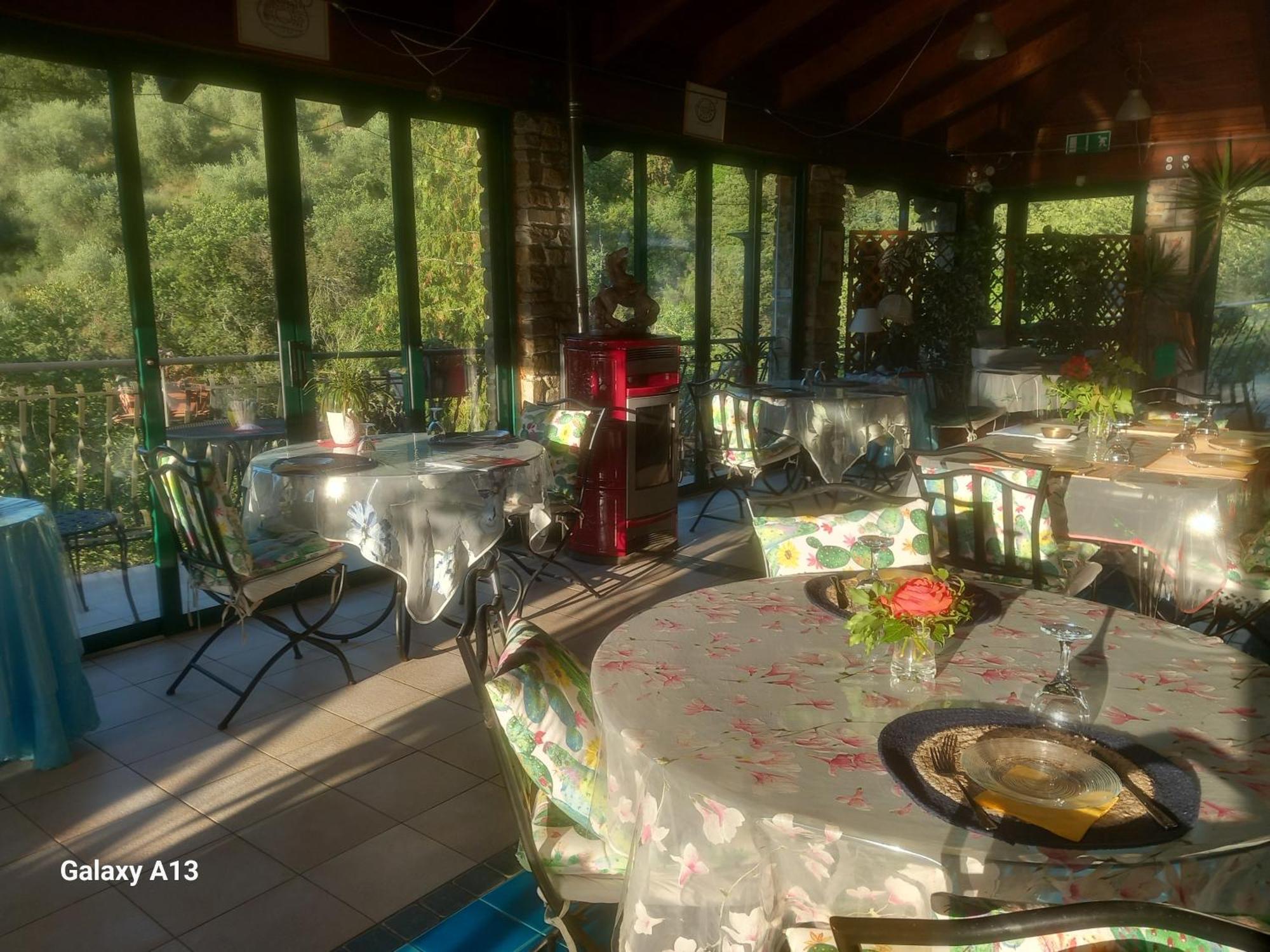 Il Rifugio Di Artemide Agriturismo Villa Perinaldo Buitenkant foto